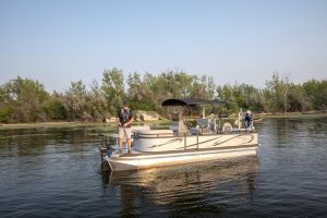 Fish-n-cruise-LT-8522-angler-qwest-1008